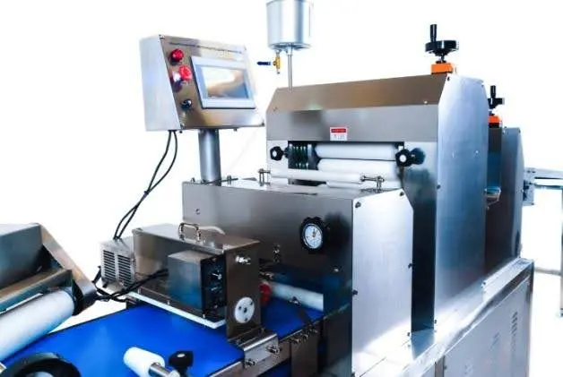 Линия для производства дрожжевых и слоеных изделий с начинкой BAKELINE