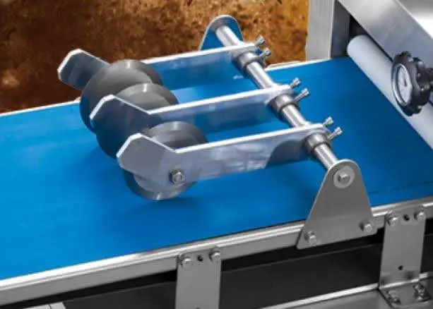 Линия для производства дрожжевых и слоеных изделий с начинкой BAKELINE