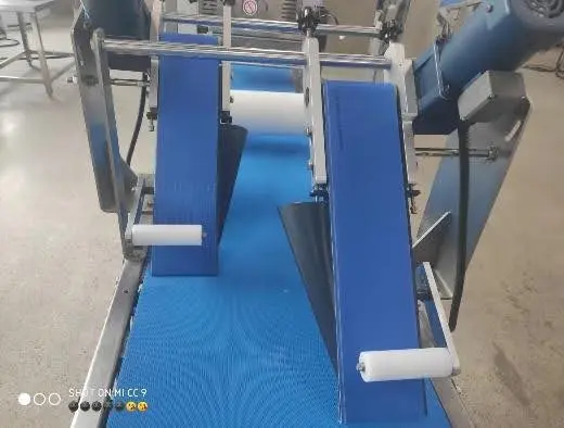 Линия для производства дрожжевых и слоеных изделий с начинкой BAKELINE