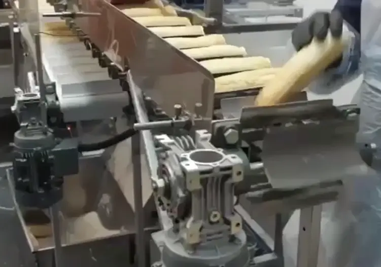 Линия для сверления отверстий в булочке для хот-дога МБС-1