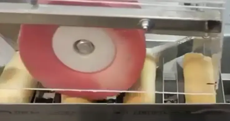 Линия для сверления отверстий в булочке для хот-дога МБС-1