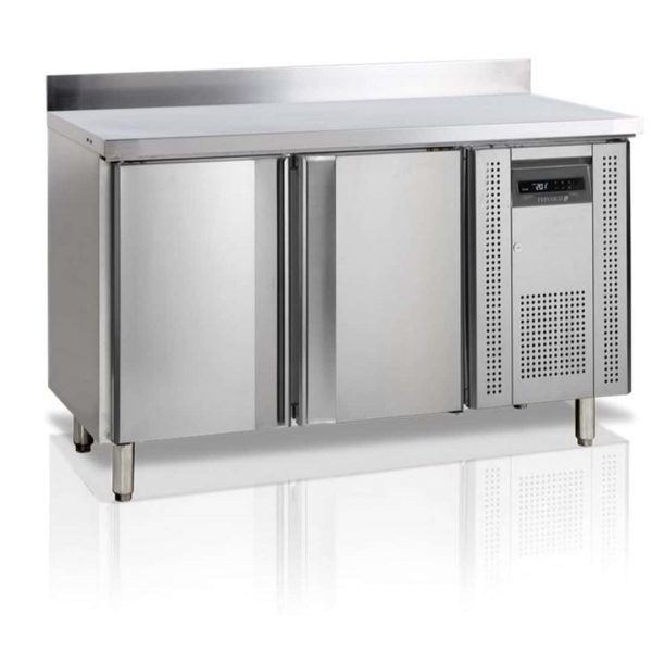 Стол с охлаждающим шкафом Tefcold SK6210/+SP