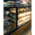 Витрина нейтральная Полюс 0,9 Carboma Cube